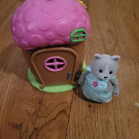 LOL Surprise Dolls Lot Of 4 - Picture 6 of 6